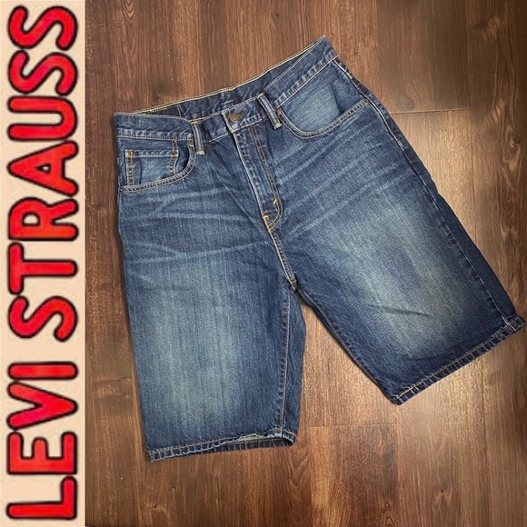 Levi's Other - Men’s Levi’s 569 Shorts